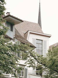 1104 Haus für junge Menschen, Zug